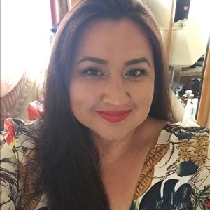 Meet your Posher, Teresa